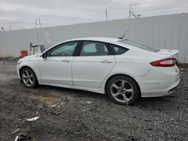 3FA6P0H78GR177807 - 2016 FORD FUSION SE WHITE photo 2