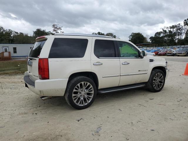 1GYFC53209R116071 - 2009 CADILLAC ESCALADE SPORT WHITE photo 3