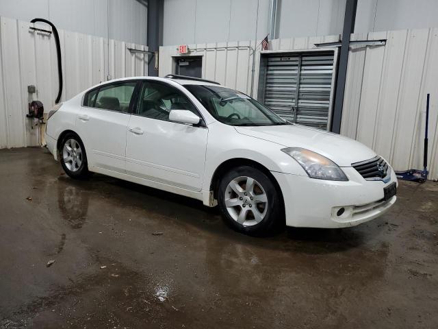 1N4AL21E38N447847 - 2008 NISSAN ALTIMA 2.5 WHITE photo 4