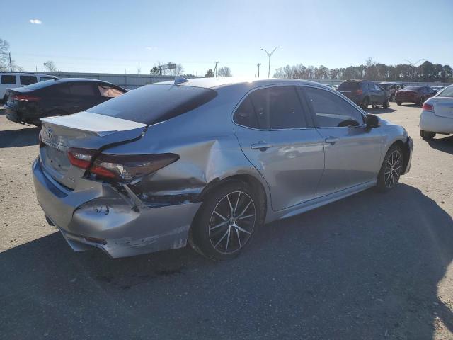 4T1G11AK9MU433151 - 2021 TOYOTA CAMRY SE SILVER photo 3