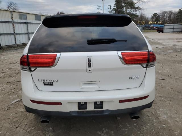 2LMDJ6JK5DBL22736 - 2013 LINCOLN MKX WHITE photo 6