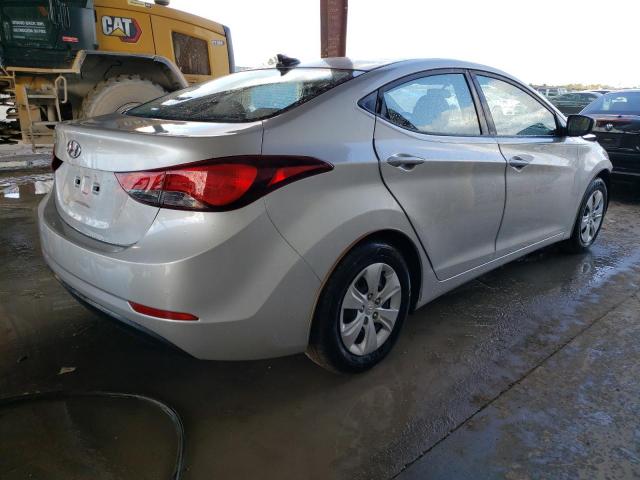 5NPDH4AE2GH748788 - 2016 HYUNDAI ELANTRA SE SILVER photo 3