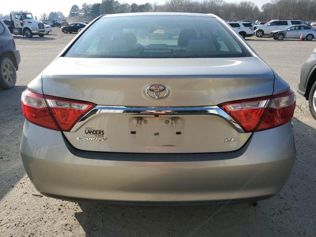 4T1BF1FK4HU725672 - 2017 TOYOTA CAMRY LE SILVER photo 6