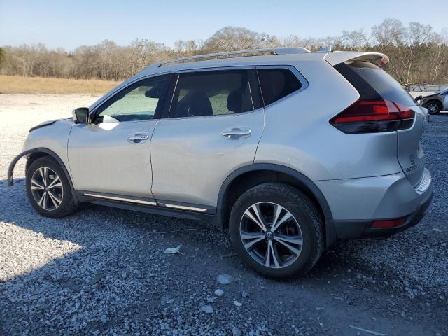 5N1AT2MV9HC827725 - 2017 NISSAN ROGUE SV SILVER photo 2