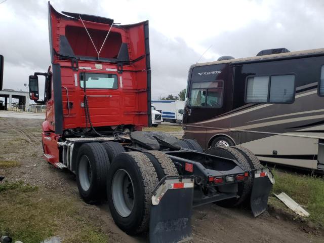 4V4WC9EG0KN198701 - 2019 VOLVO VNR RED photo 3