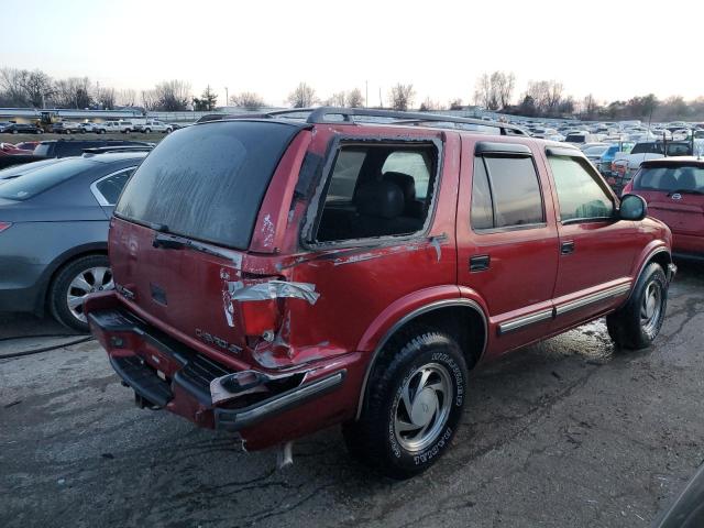 1GNDT13W7W2209562 - 1998 CHEVROLET BLAZER MAROON photo 3