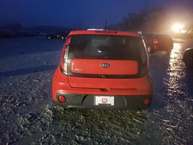 KNDJN2A25K7671014 - 2019 KIA SOUL RED photo 6