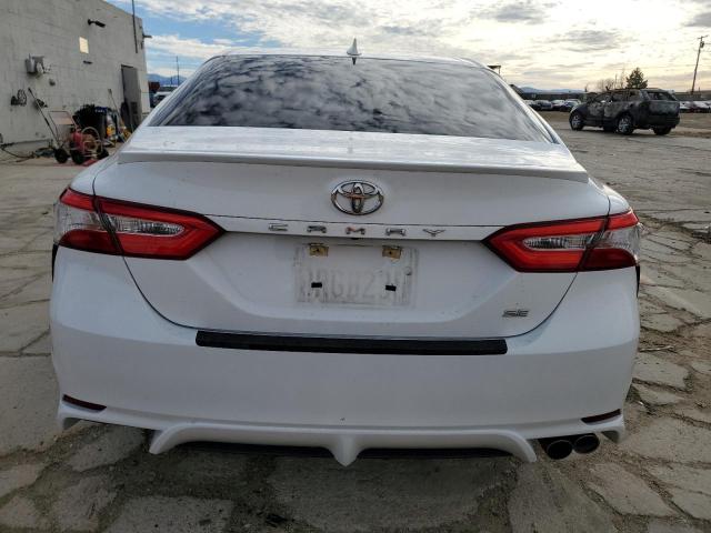 4T1G11AK5LU950333 - 2020 TOYOTA CAMRY SE WHITE photo 6