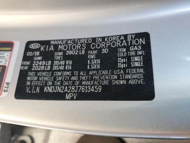 KNDJN2A28J7613459 - 2018 KIA SOUL SILVER photo 12