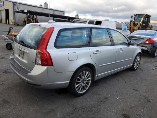 YV1382MW8A2568769 - 2010 VOLVO V50 2.4I SILVER photo 3