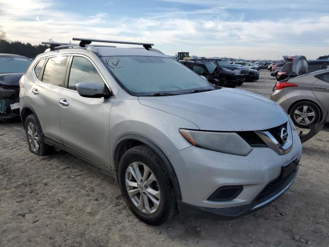 KNMAT2MV7FP558084 - 2015 NISSAN ROGUE S SILVER photo 4