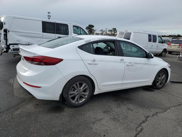 5NPD84LF1JH225646 - 2018 HYUNDAI ELANTRA SEL WHITE photo 3