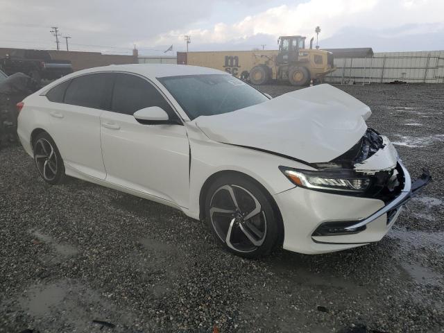 1HGCV1F16JA131595 - 2018 HONDA ACCORD LX WHITE photo 4