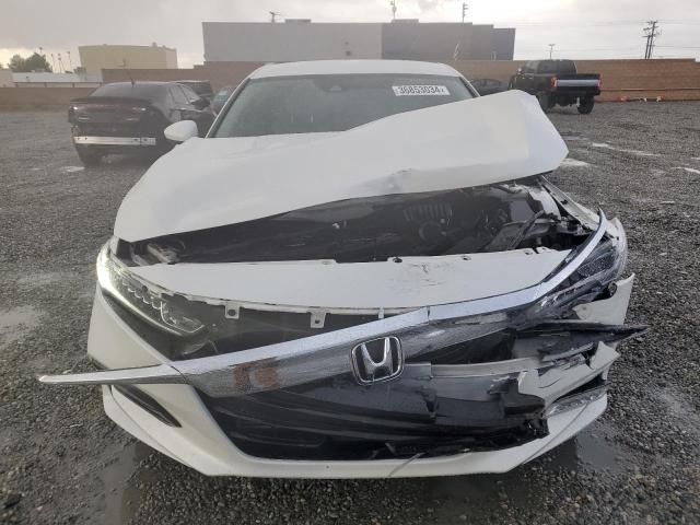 1HGCV1F16JA131595 - 2018 HONDA ACCORD LX WHITE photo 5