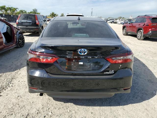 4T1C31AKXNU590021 - 2022 TOYOTA CAMRY LE BLACK photo 6