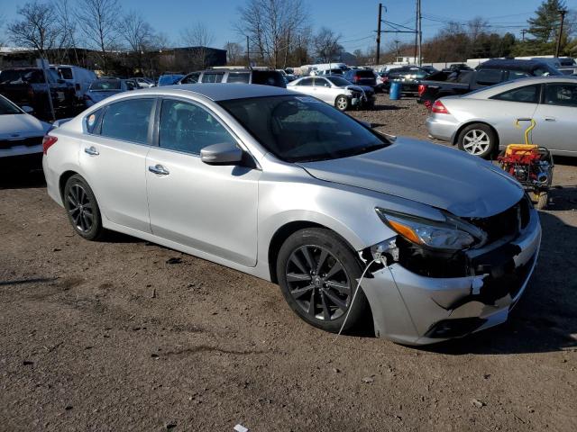 1N4AL3AP0HC139831 - 2017 NISSAN ALTIMA 2.5 SILVER photo 4