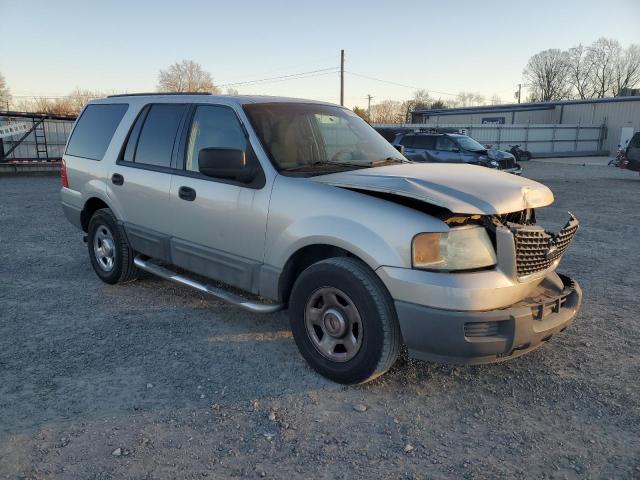 1FMRU13W54LB09216 - 2004 FORD EXPEDITION XLS SILVER photo 4