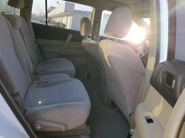 JTEES41A682098879 - 2008 TOYOTA HIGHLANDER WHITE photo 11