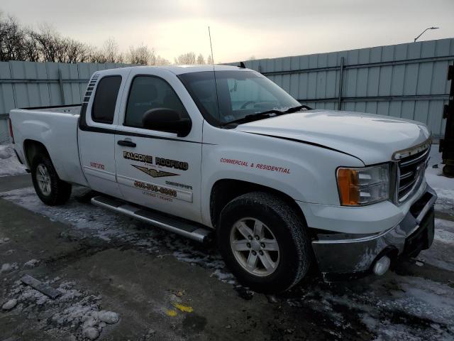 1GTR1VE03DZ279505 - 2013 GMC SIERRA C1500 SLE WHITE photo 4