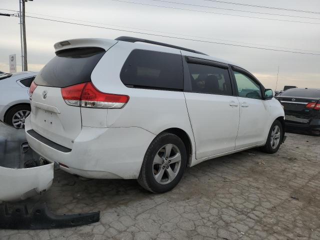 5TDKK3DC3BS063893 - 2011 TOYOTA SIENNA LE WHITE photo 3