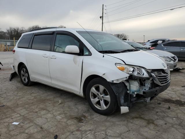 5TDKK3DC3BS063893 - 2011 TOYOTA SIENNA LE WHITE photo 4