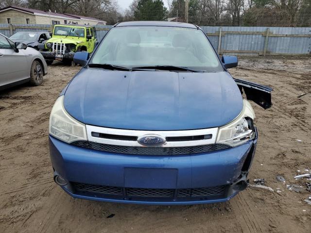 1FAHP33NX8W264221 - 2008 FORD FOCUS SE BLUE photo 5