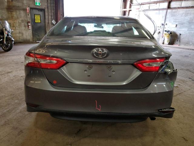 4T1B11HK6JU613716 - 2018 TOYOTA CAMRY L GRAY photo 6