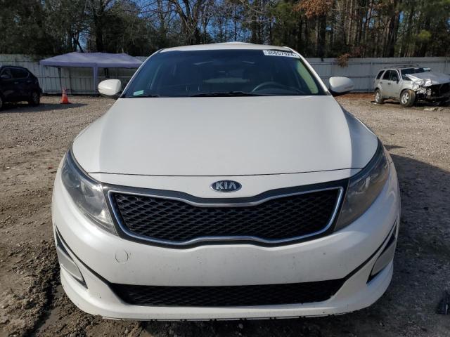 KNAGM4A71F5574699 - 2015 KIA OPTIMA LX WHITE photo 5