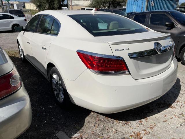 1G4GC5ER5DF269006 - 2013 BUICK LACROSSE WHITE photo 3