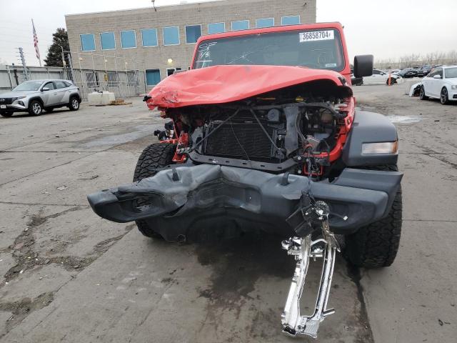 1C4HJXDN2JW240843 - 2018 JEEP WRANGLER U SPORT RED photo 5