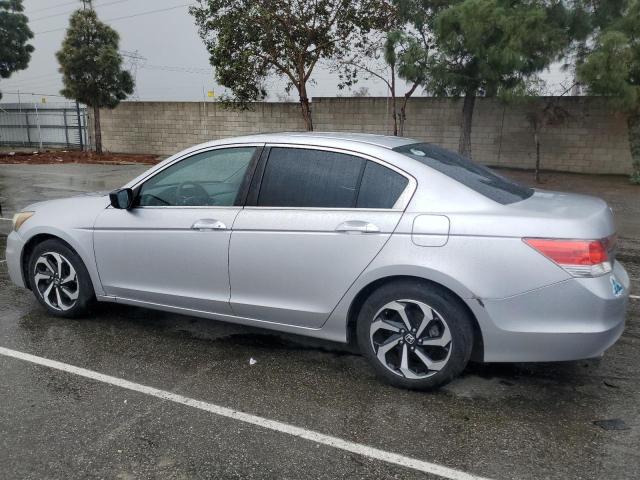 1HGCP3F70BA024070 - 2011 HONDA ACCORD EX SILVER photo 2