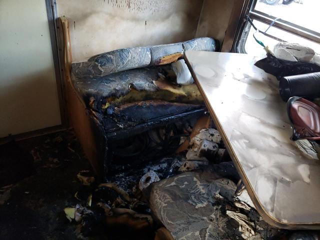 4YDT29F2X37309438 - 2003 KEYSTONE HORNET WHITE photo 5