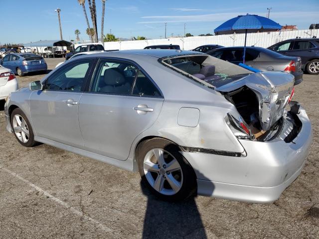 4T1BF3EK7BU163559 - 2011 TOYOTA CAMRY BASE SILVER photo 2