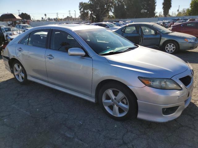 4T1BF3EK7BU163559 - 2011 TOYOTA CAMRY BASE SILVER photo 4