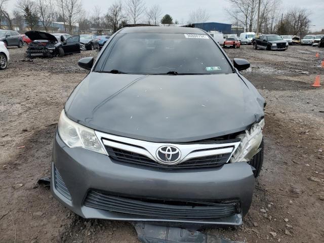 4T1BF1FK2CU041647 - 2012 TOYOTA CAMRY BASE GRAY photo 5