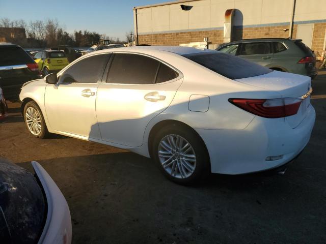 JTHBK1GG7D2069465 - 2013 LEXUS ES 350 WHITE photo 2