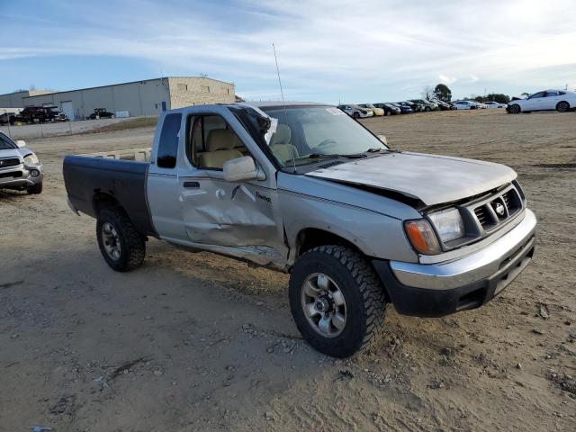 1N6ED26Y6XC317600 - 1999 NISSAN FRONTIER KING CAB XE GRAY photo 4