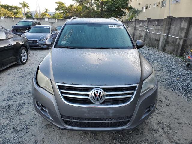 WVGBV7AX5BW523024 - 2011 VOLKSWAGEN TIGUAN S GRAY photo 5