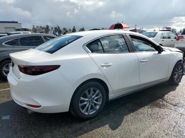 JM1BPAAL9M1305726 - 2021 MAZDA 3 WHITE photo 3