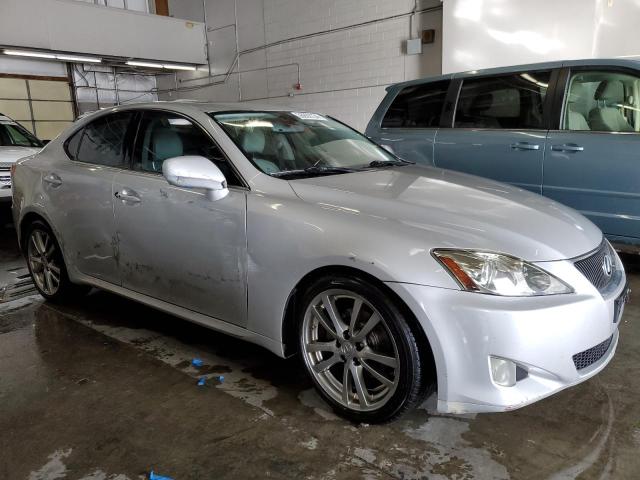 JTHBK262982068707 - 2008 LEXUS IS 250 SILVER photo 4