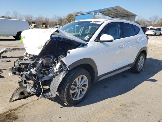 KM8J33A42JU668614 - 2018 HYUNDAI TUCSON SEL WHITE photo 1