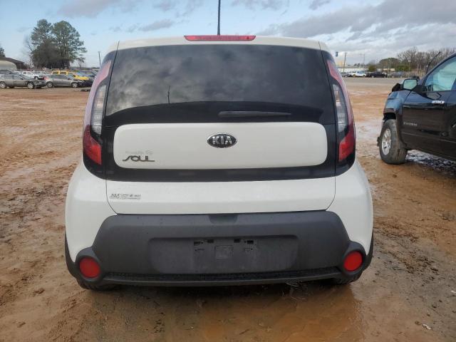 KNDJN2A24G7305567 - 2016 KIA SOUL WHITE photo 6