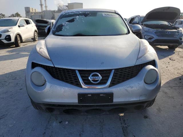 JN8AF5MV7DT230309 - 2013 NISSAN JUKE S SILVER photo 5