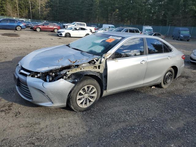4T4BF1FK4GR564373 - 2016 TOYOTA CAMRY LE SILVER photo 1