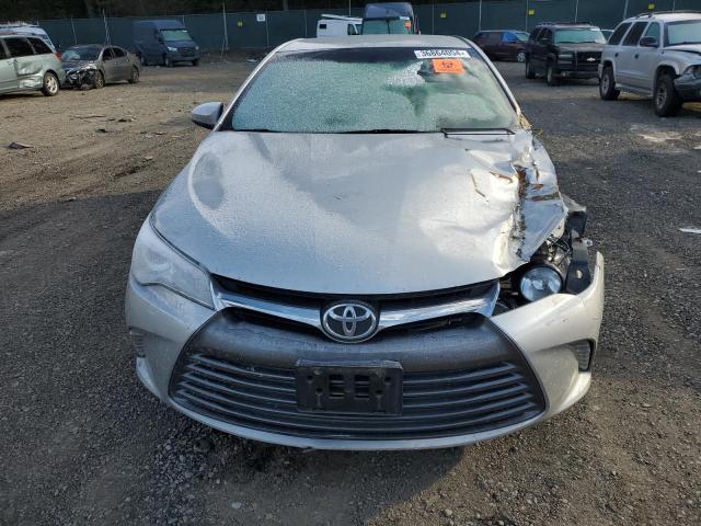 4T4BF1FK4GR564373 - 2016 TOYOTA CAMRY LE SILVER photo 5