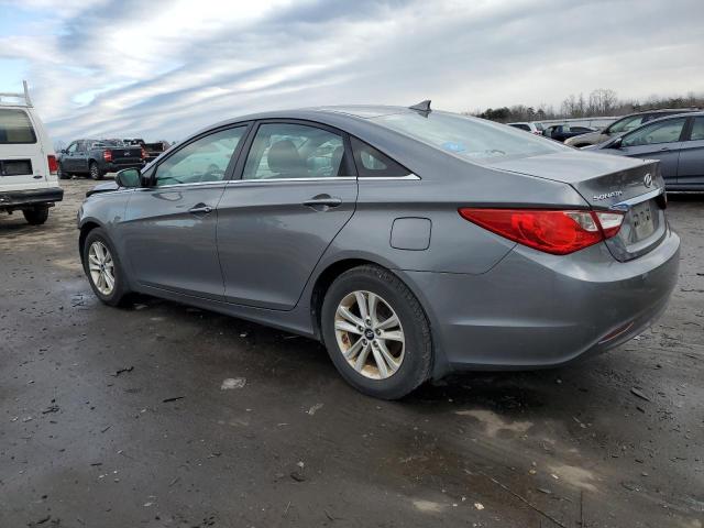 5NPEB4AC8DH787580 - 2013 HYUNDAI SONATA GLS GRAY photo 2