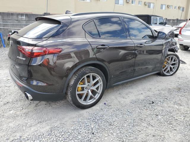 ZASFAKPN1J7B72235 - 2018 ALFA ROMEO STELVIO SPORT ყავისფერი ფოტო 3