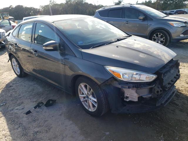 1FADP3F2XGL305883 - 2016 FORD FOCUS SE GRAY photo 4