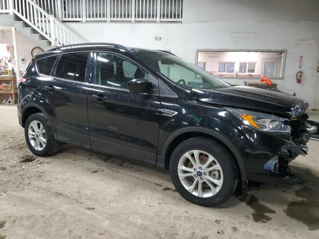 1FMCU9GD1JUC49587 - 2018 FORD ESCAPE SE BLACK photo 4