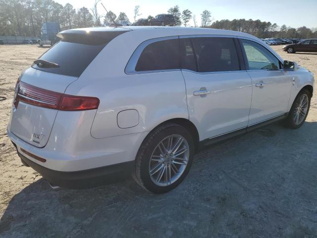 2LMHJ5AT9EBL58015 - 2014 LINCOLN MKT WHITE photo 3